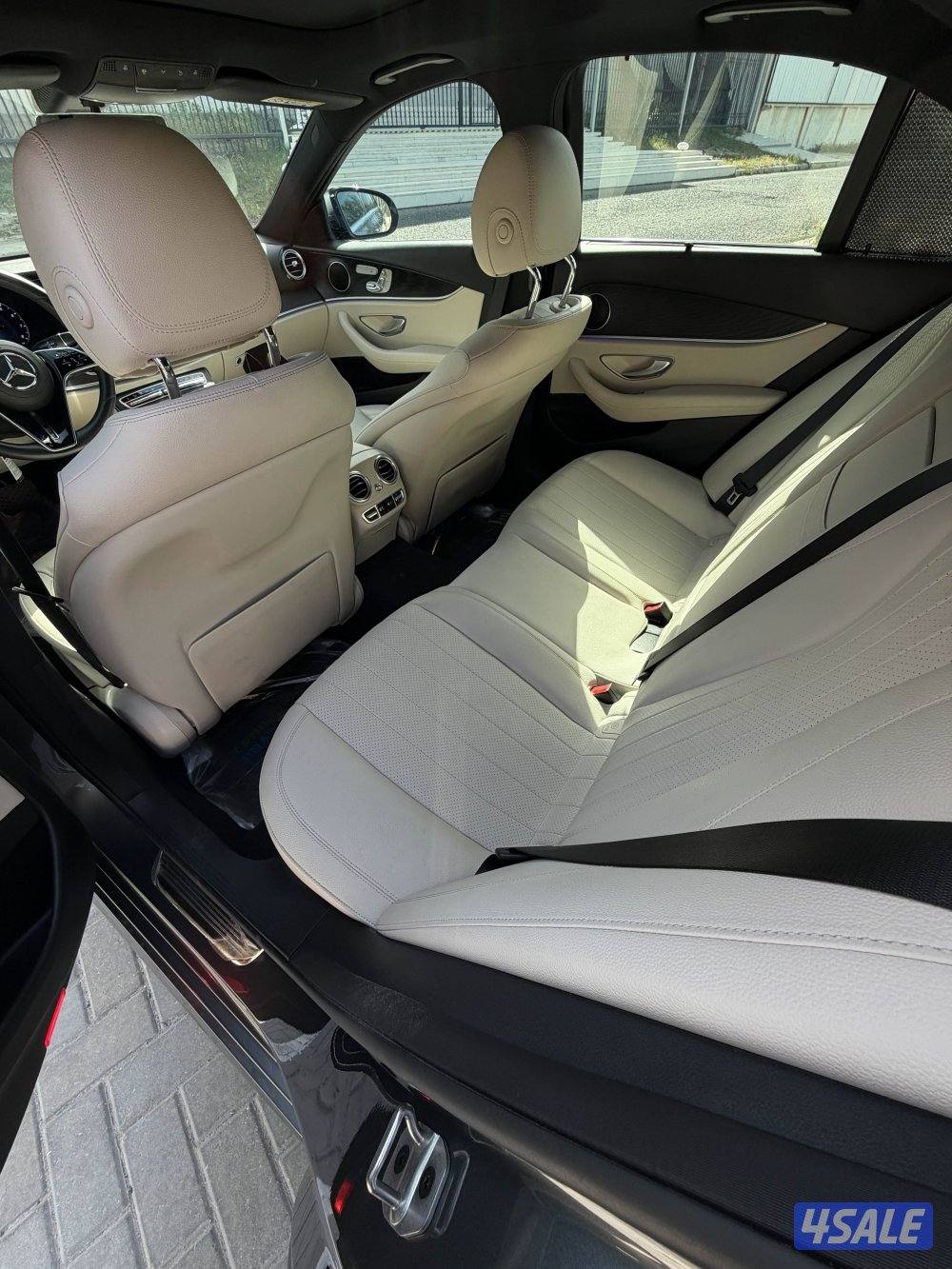 Mercedes E200 موديل 20228