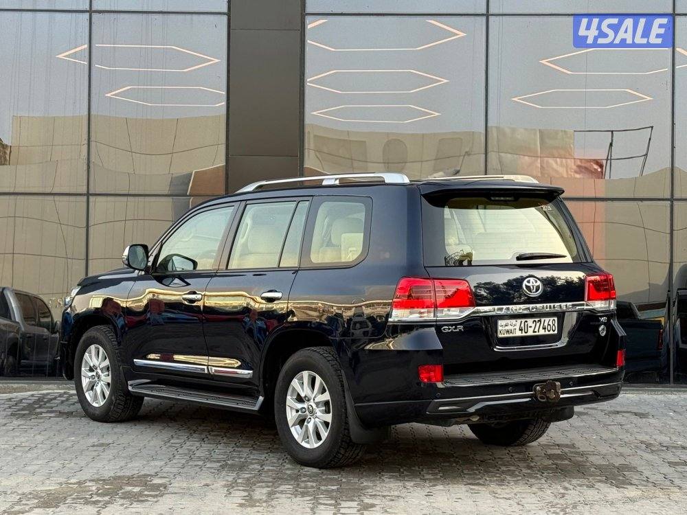LAND CRUISER GXR - V8 _2016 صبغ الوكالة3