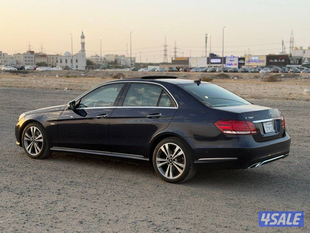 مرسيدس E300 الفل وبحالة المصنع0