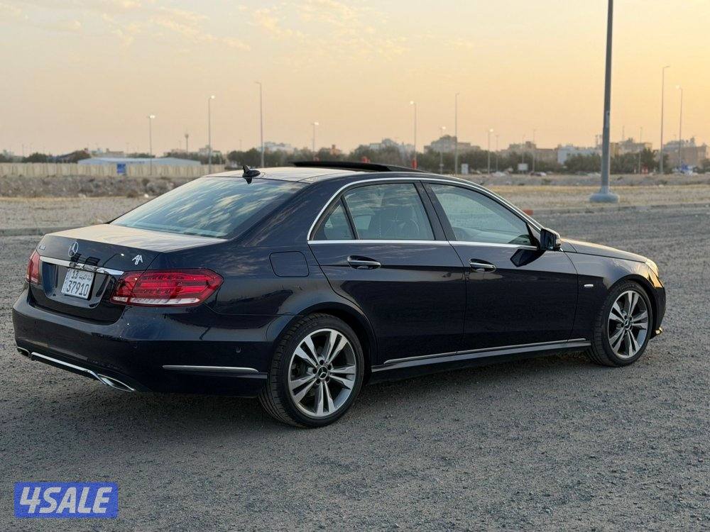 مرسيدس E300 الفل وبحالة المصنع3