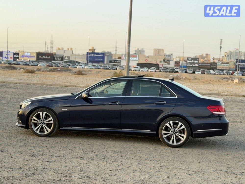 مرسيدس E300 الفل وبحالة المصنع11