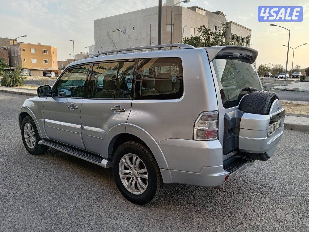 للبيع باجيرو موديل 20141