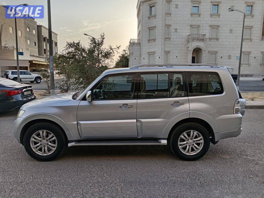 للبيع باجيرو موديل 20143