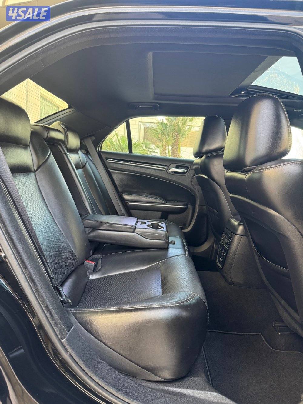 كرايسلر 300 S فل كامل8