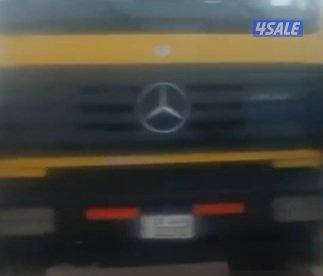 للبيع تنكر ماء إل بي موديل 1998 حمولة 5200 شرط الفحص مكينة قير تانكي0