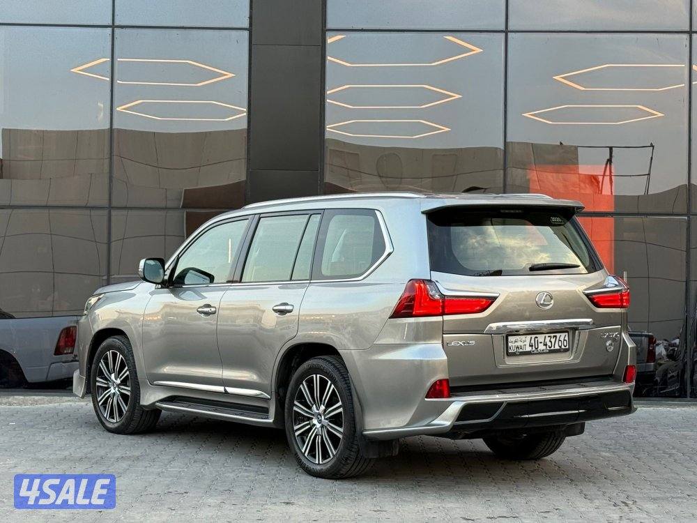 LEXUS LX570 S _2017 صبغ الوكالة4