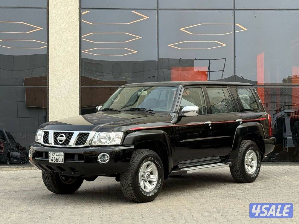 NISSAN SAFARI _2024 عداد 15 الف فقط1