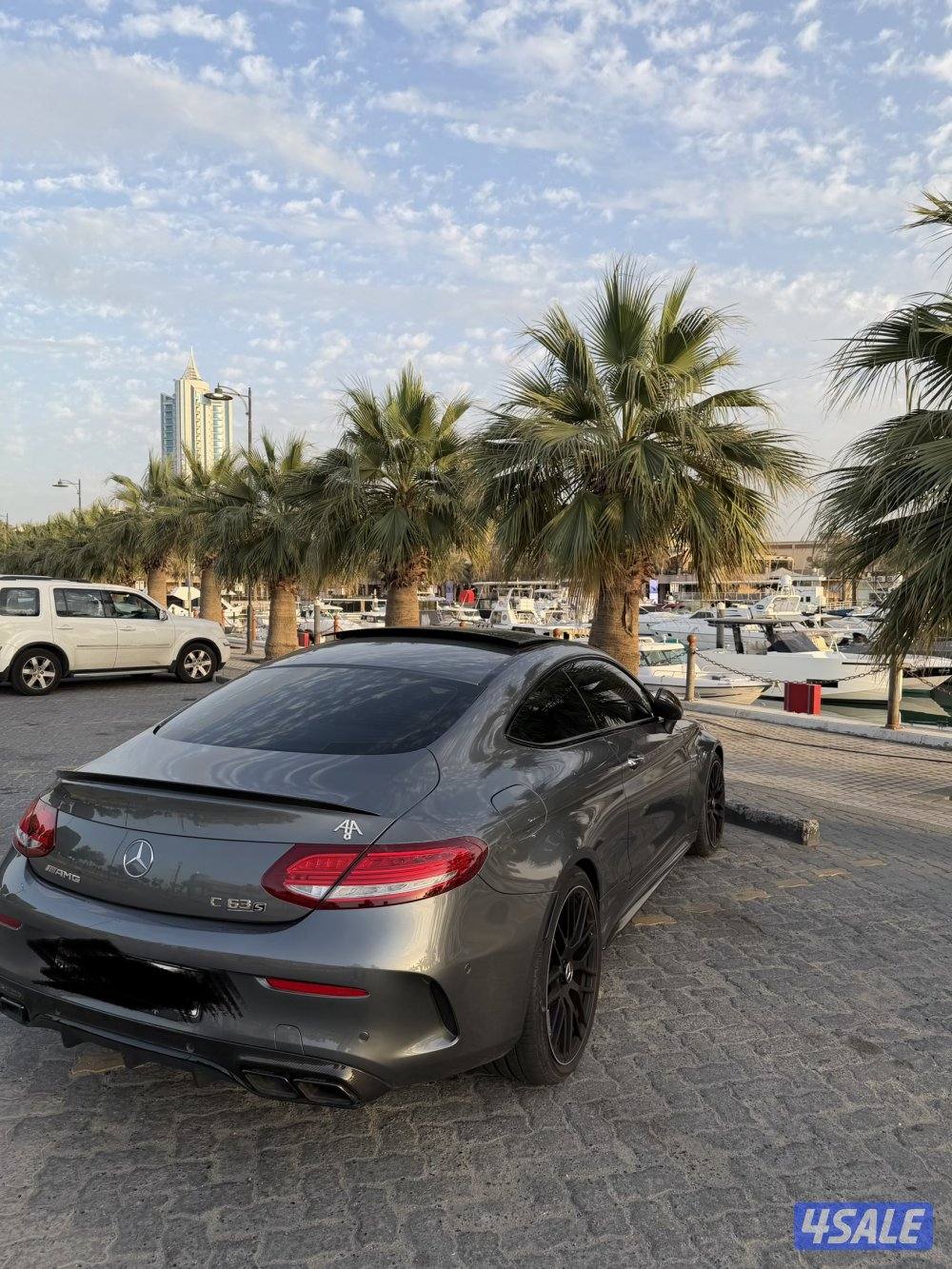 مرسيدس C63S AMG  شرط الفحص ممشى 14 الف فقط بحالة الوكالة4