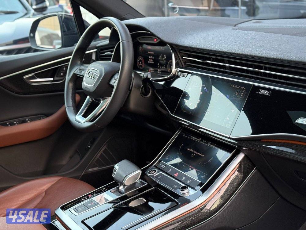 AUDI Q7 QUATTRO Sline _2021 صبغ الوكالة6