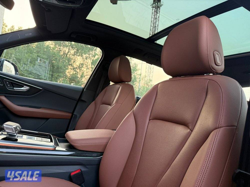 AUDI Q7 QUATTRO Sline _2021 صبغ الوكالة8
