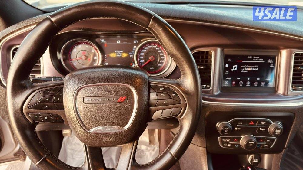 دودج تشارجر موديل 2018 عداد 122 الف كامل مواصفات بحالة ممتازة8