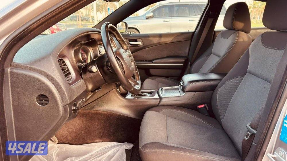 دودج تشارجر موديل 2018 عداد 122 الف كامل مواصفات بحالة ممتازة9
