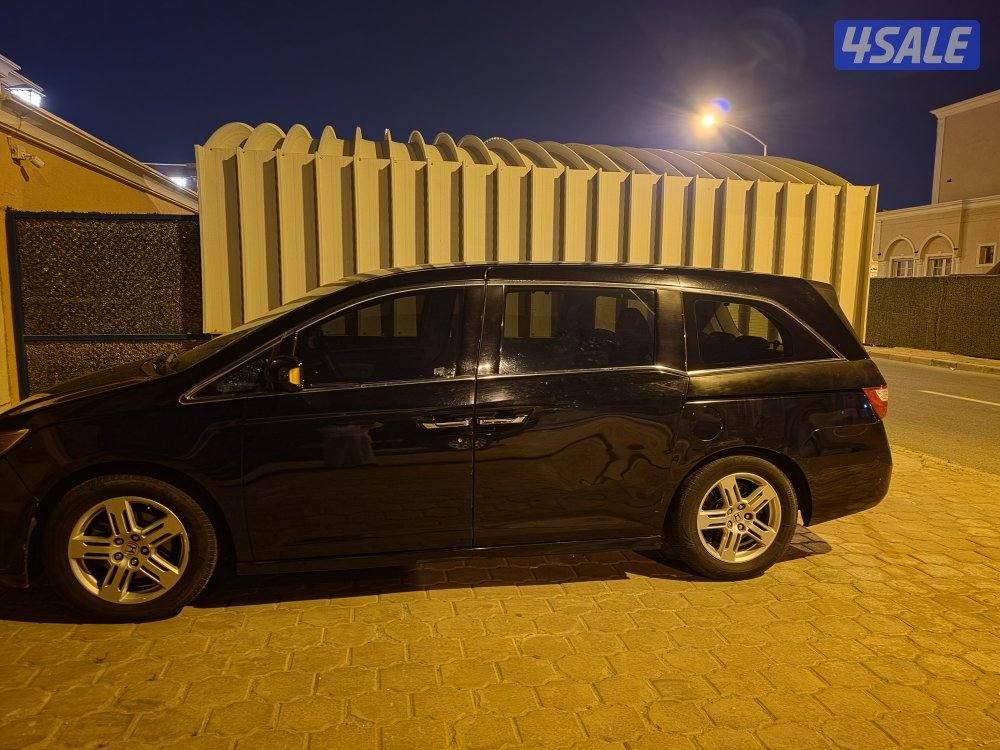 للبيع سريع  شرط الفحص قير ومكينة وشاصي العداد 260  ولي صامل يبشر1