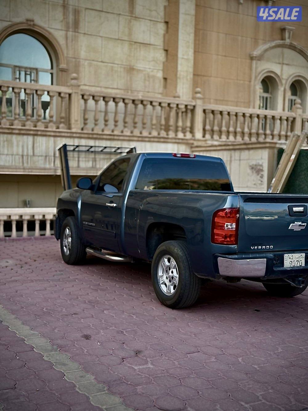 للبيع سلفرادو  ٢٠٠٩6