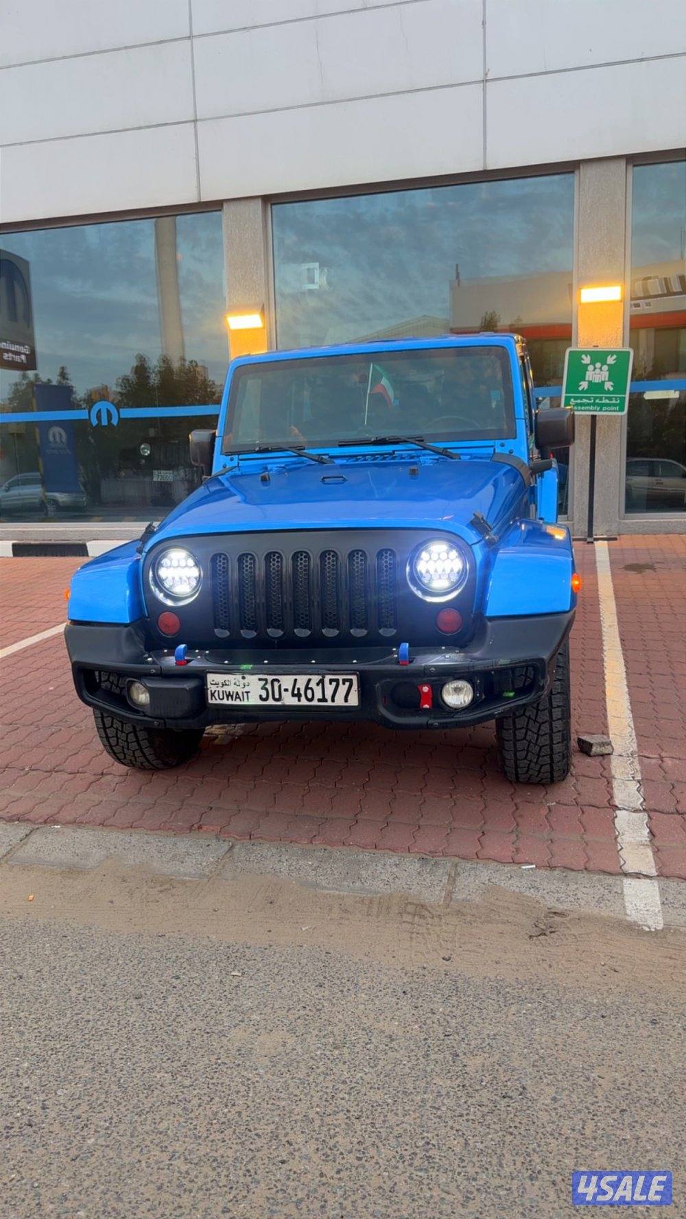 جيب رانجلر صحارى 2015 للبيع7