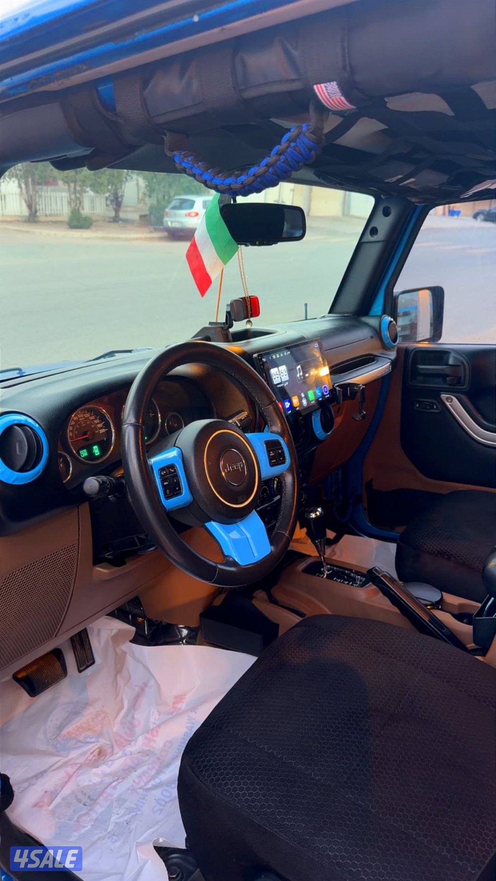 جيب رانجلر صحارى 2015 للبيع9