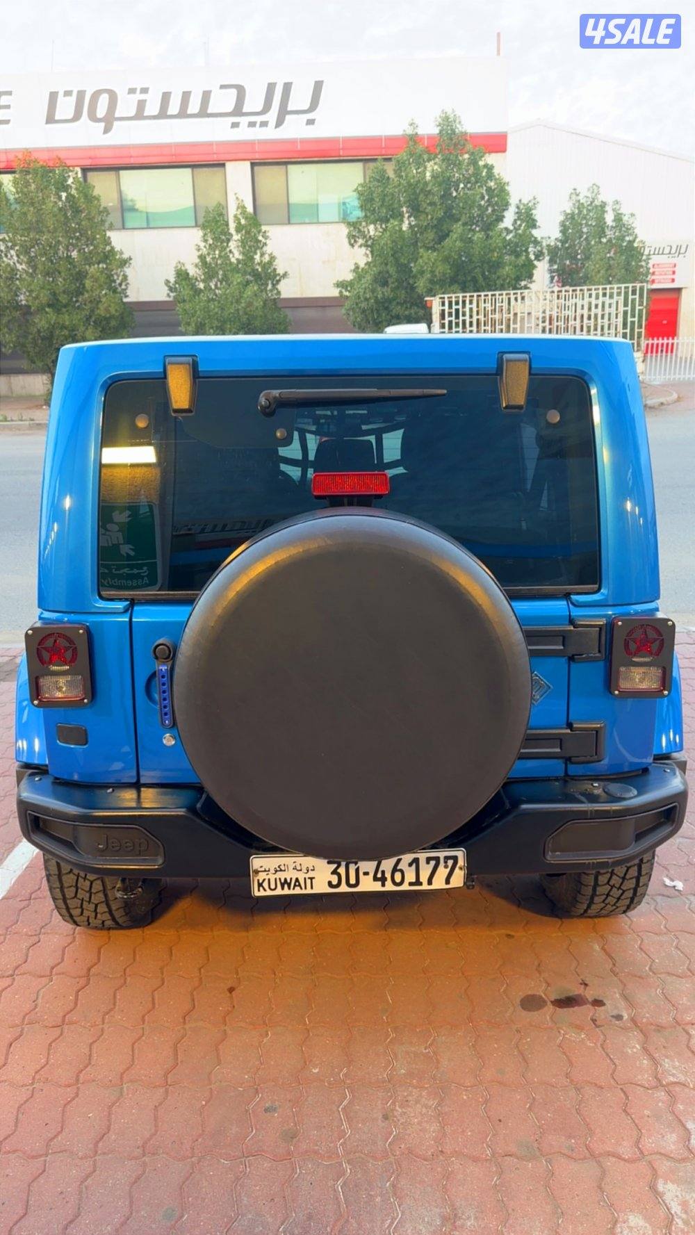جيب رانجلر صحارى 2015 للبيع12