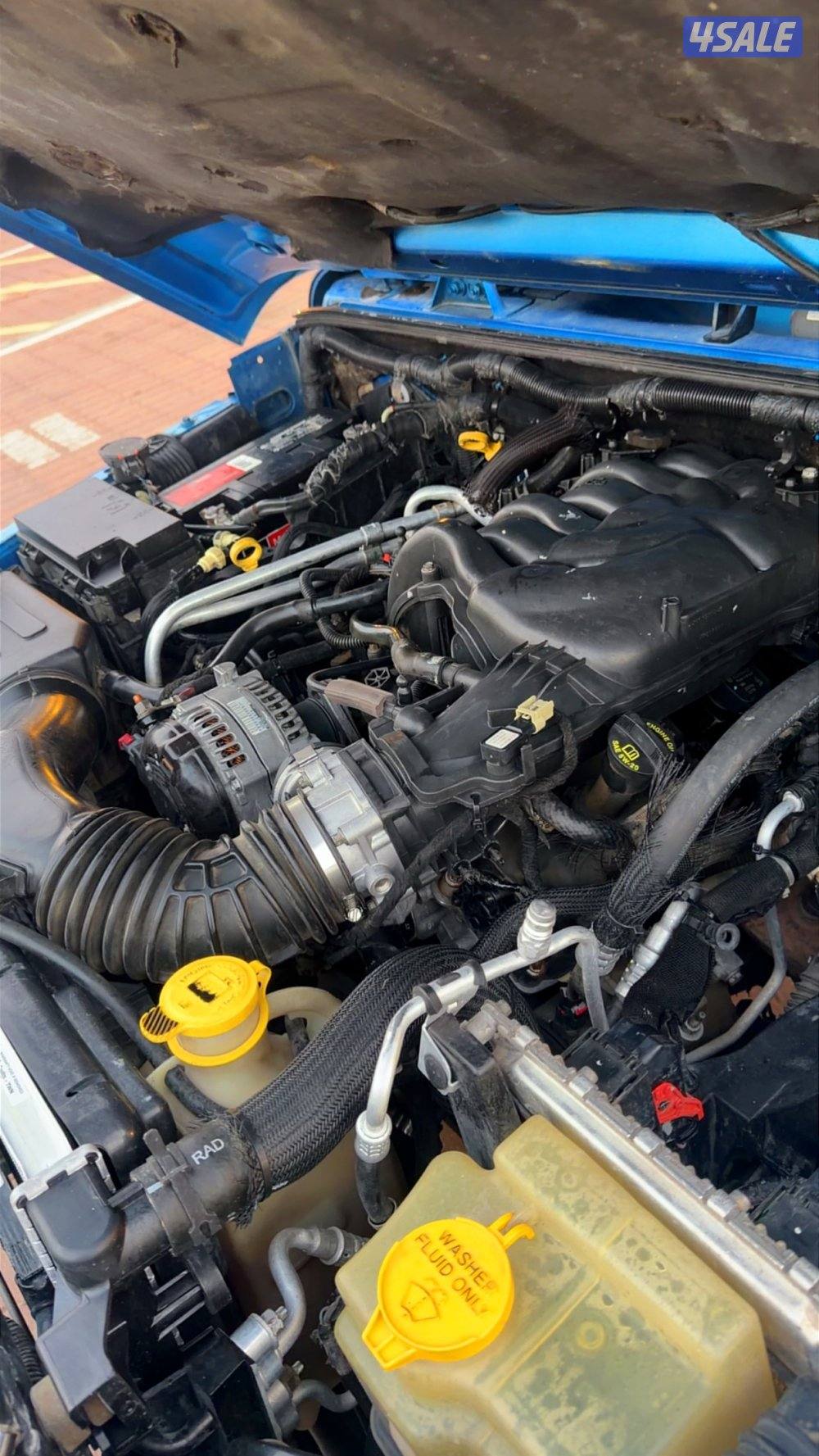 جيب رانجلر صحارى 2015 للبيع13