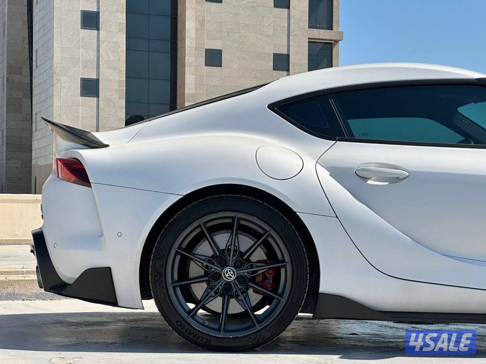 سوبراGR 3.0 موديل2025 عداد17الف وارد الساير تحت الكفاله+الصيانه5