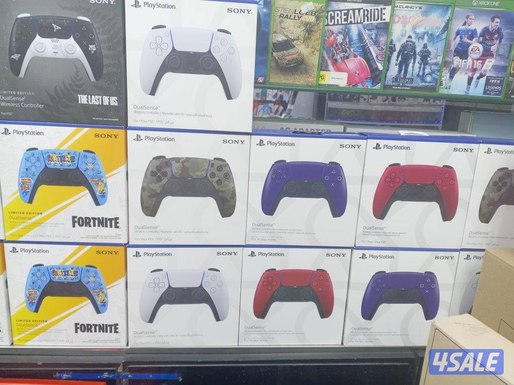 يوجد لدينا جميع الألعاب والاجهزه البلايستيشن مستخدم وجديد ولدينا خدمه2