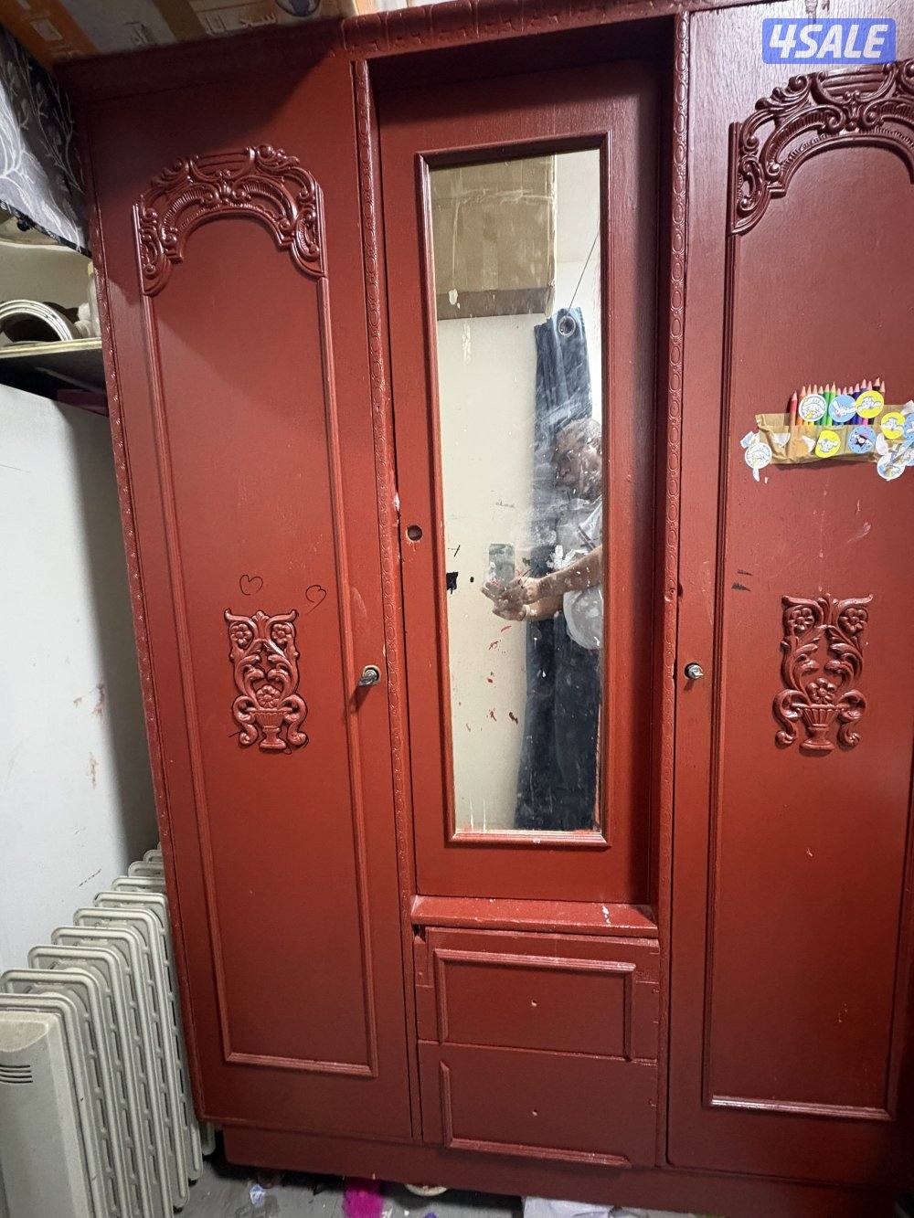 Three door cupboard on sale2