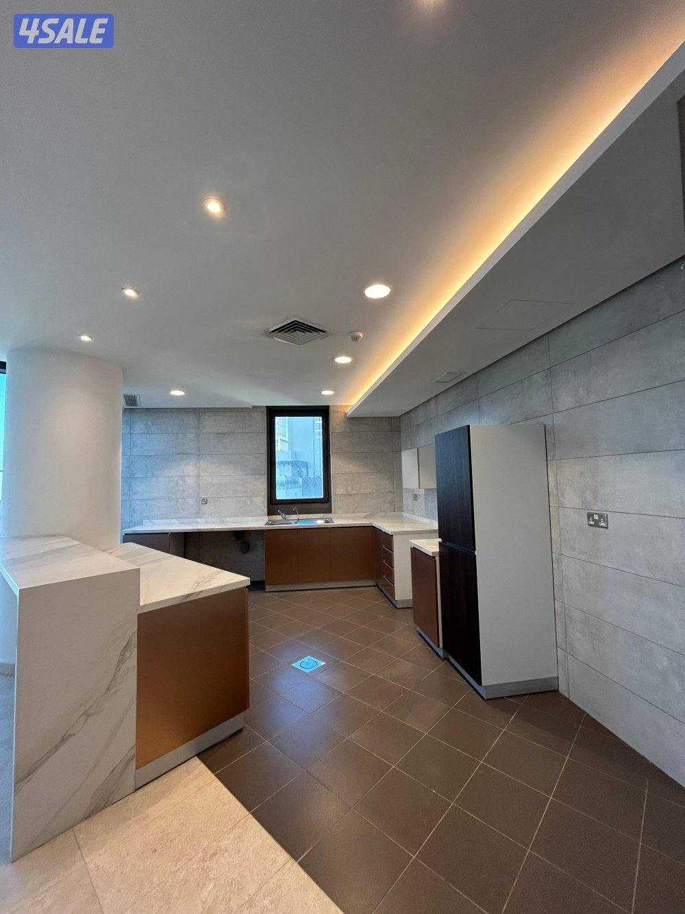 شقة للإيجار - ضاحية حصة المبارك نصف مفروش إطلالة بحرية مع بلكونة1