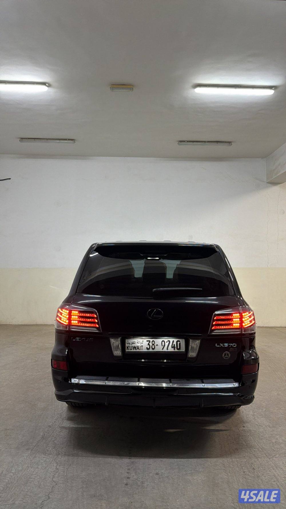 للبيع جيب لكزس0