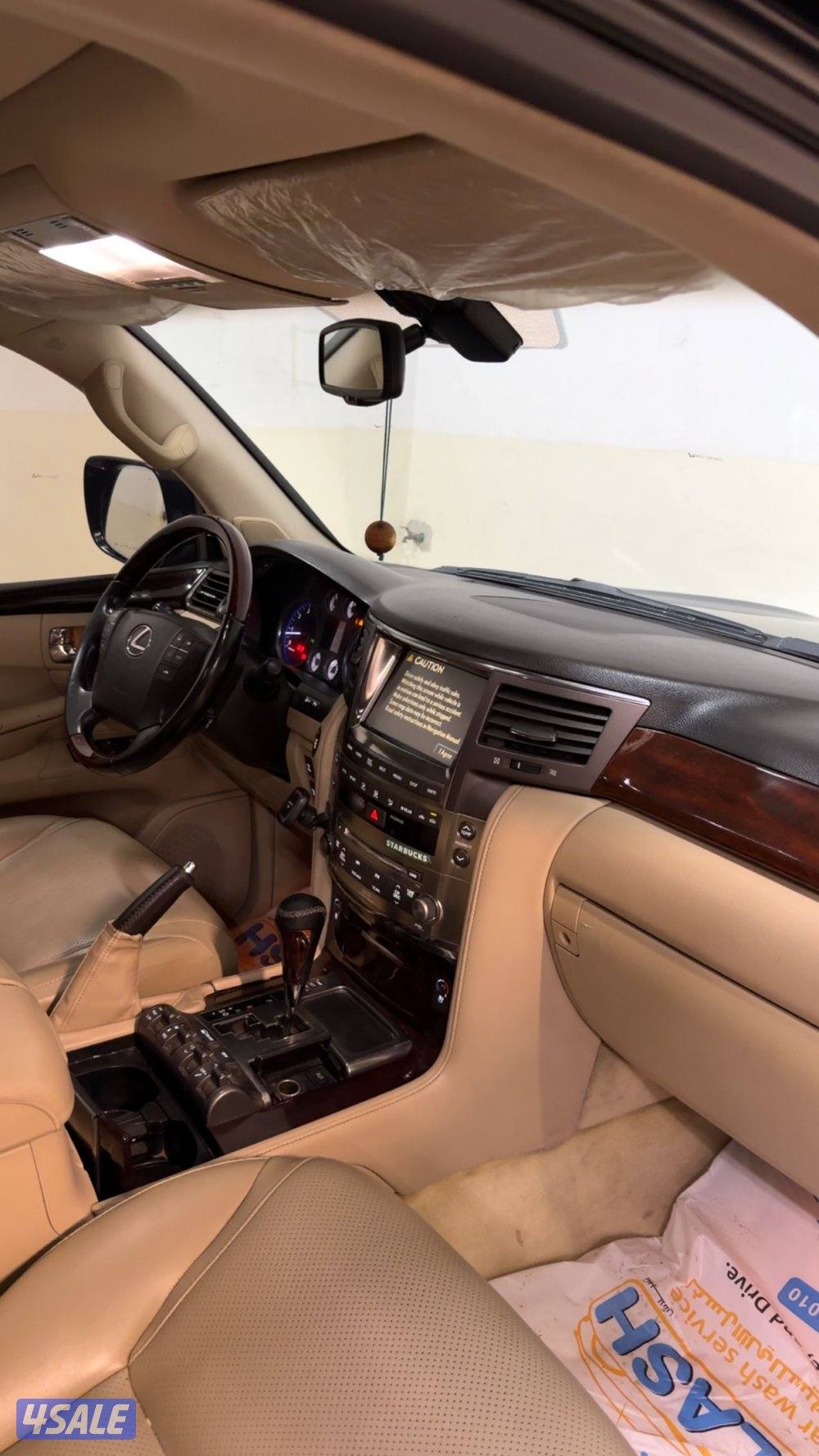 للبيع جيب لكزس6