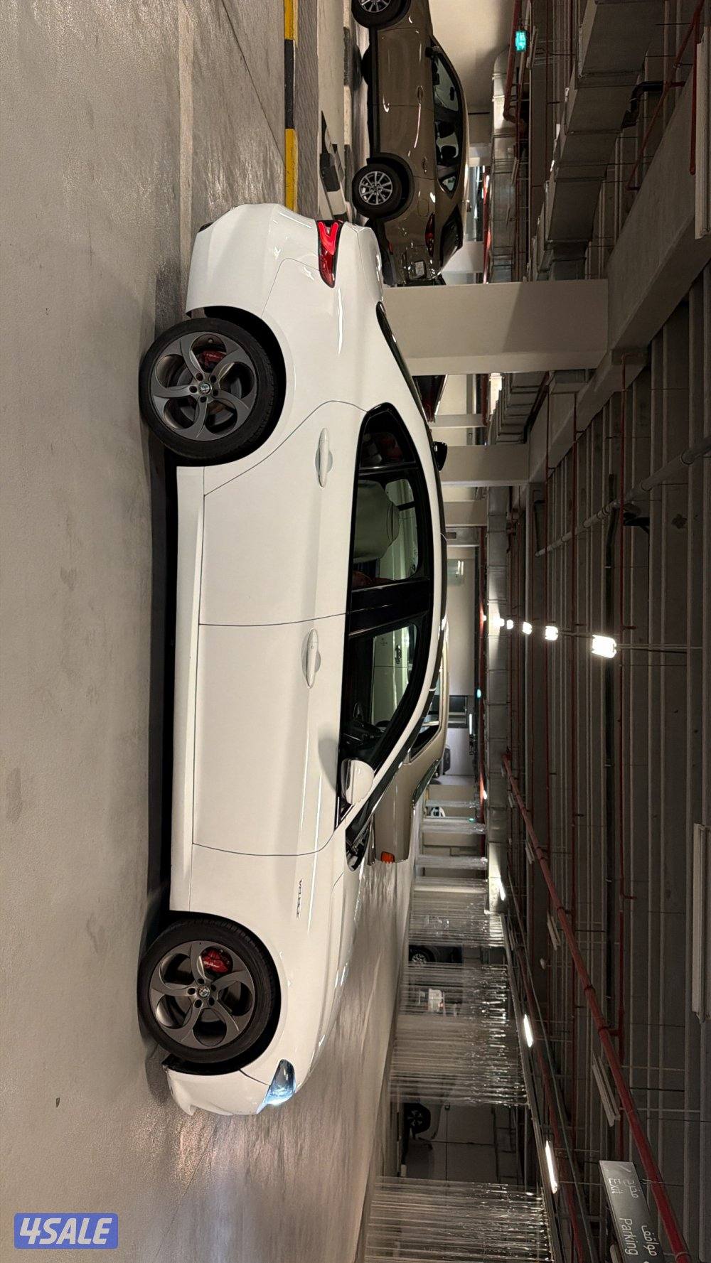 الفاروميو جوليا 2019 ماشي 954