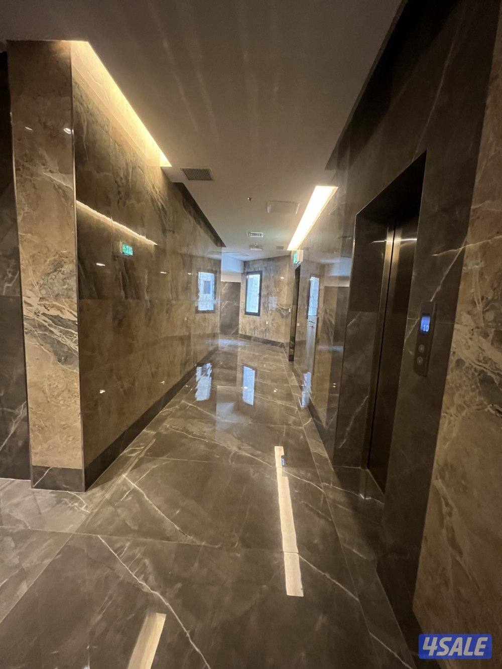 للايجار شقق في عمارة  بالسالمية موقع بجانب البحر البلاجات  اول ساكن1