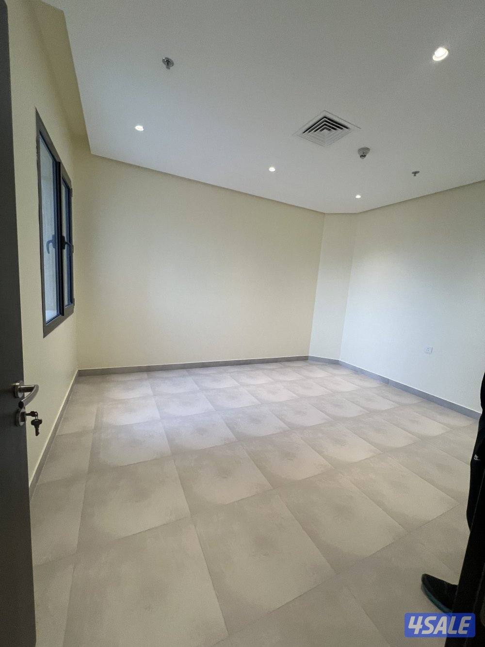 للايجار شقق في عمارة  بالسالمية موقع بجانب البحر البلاجات  اول ساكن5