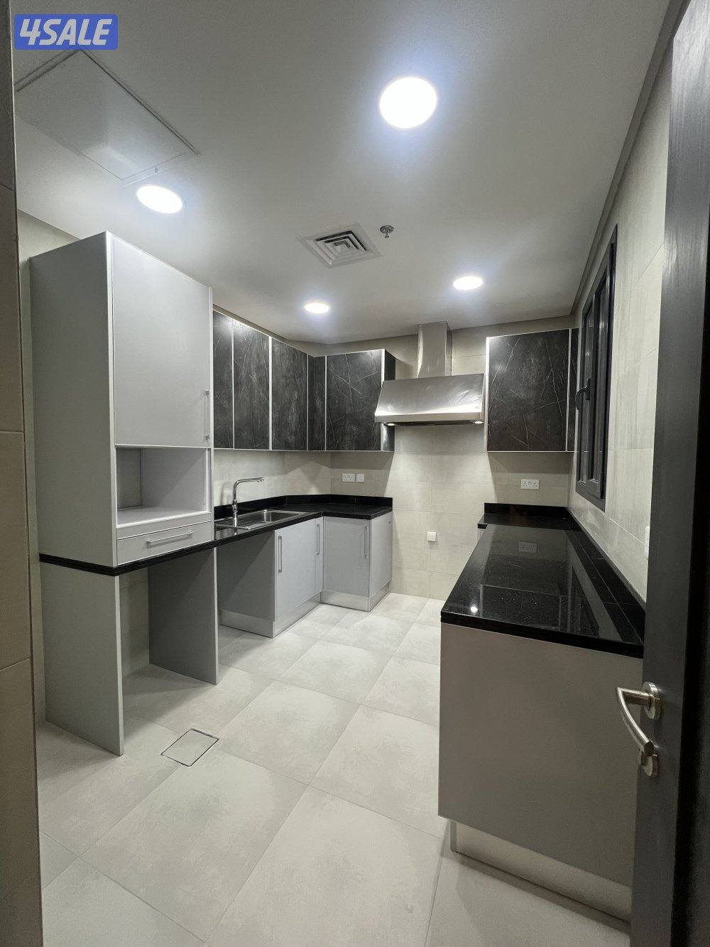 للايجار شقق في عمارة  بالسالمية موقع بجانب البحر البلاجات  اول ساكن6