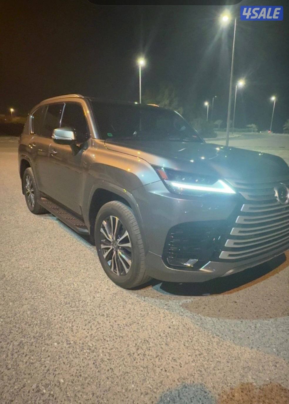 جيب لكزس المالك الاول3