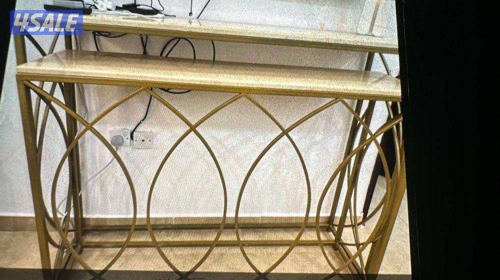 ثريات وطاولات وكونسول3