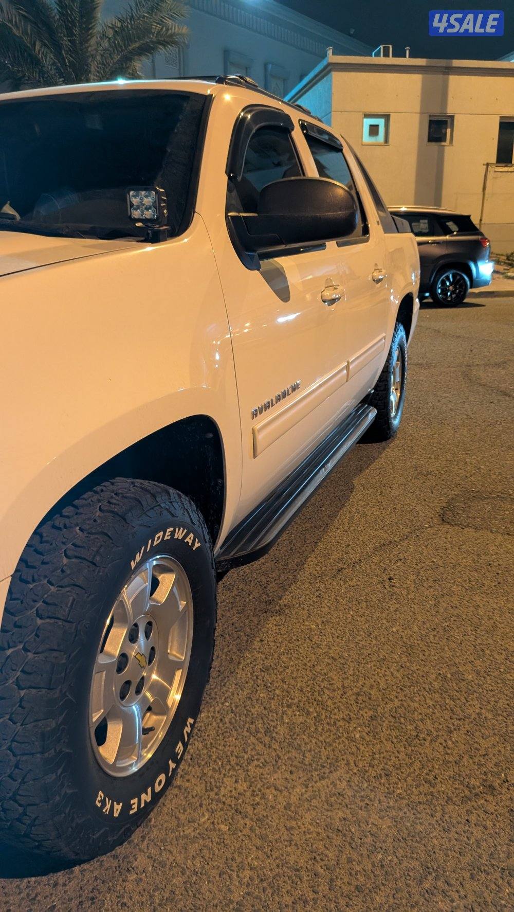 للبدل فقط مع باترول او انفنتي qx80 افلانش ٢٠١٢1