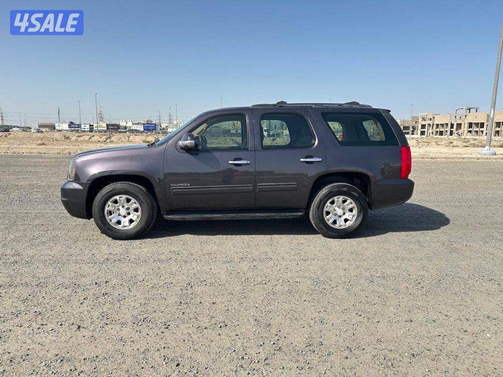 يوكن ٢٠١٠ بحالة ممتازة1