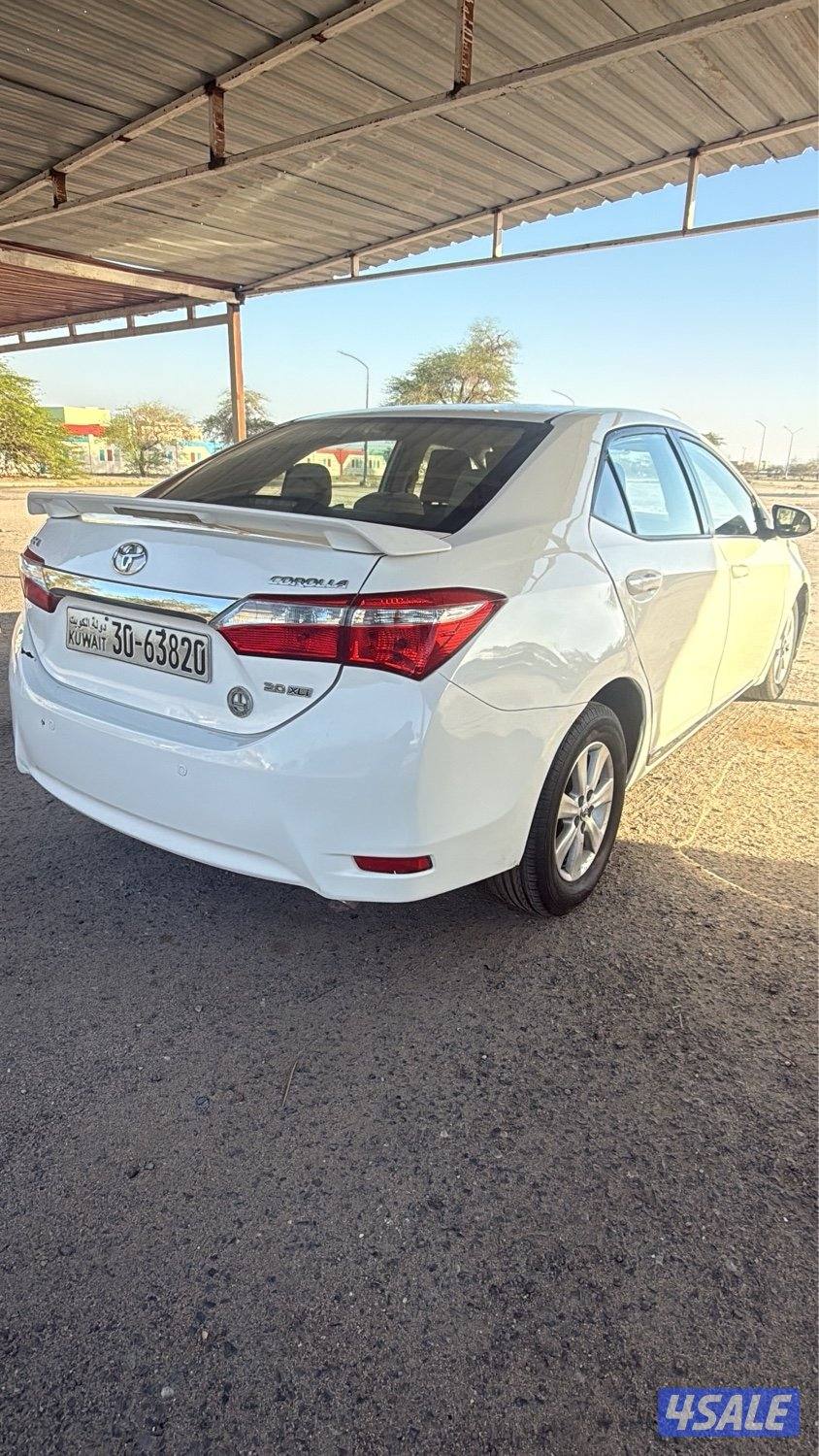 للبيع كورولا 20152