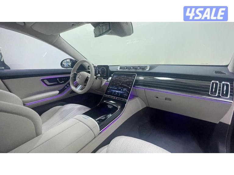 Mercedes-Benz S-Class9