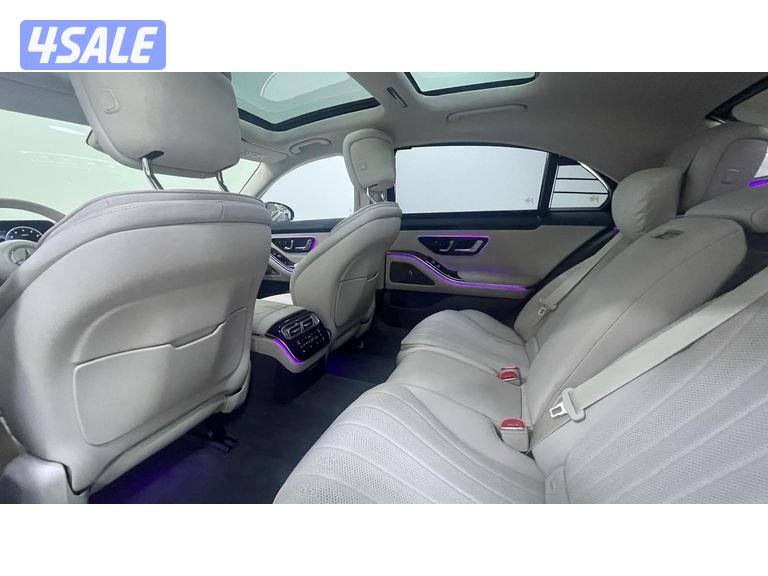 Mercedes-Benz S-Class13