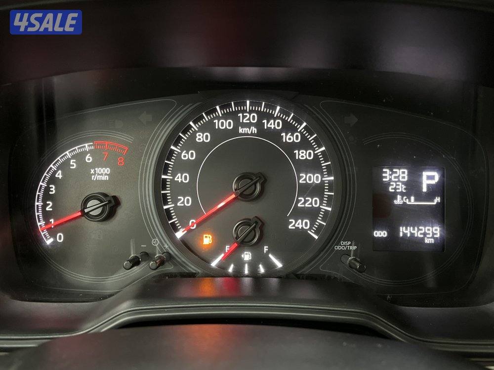 TOYOTA COROLLA 1.6L XLI STD OPTION6