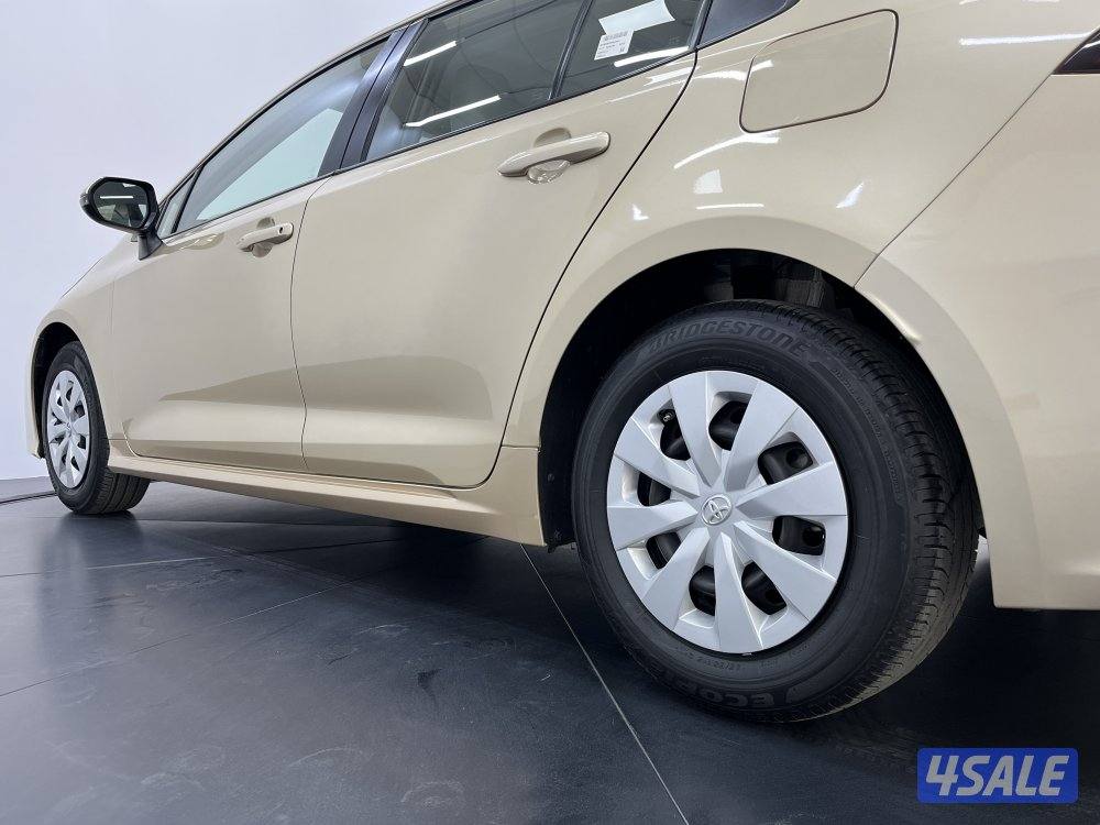 TOYOTA COROLLA 1.6L XLI STD OPTION9