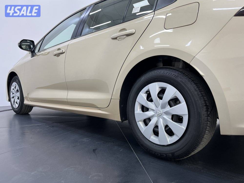 TOYOTA COROLLA 1.6L XLI STD OPTION9