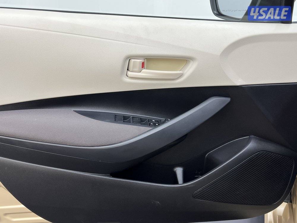 TOYOTA COROLLA 1.6L XLI STD OPTION10