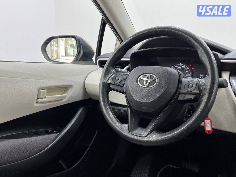 TOYOTA COROLLA 1.6L XLI STD OPTION12