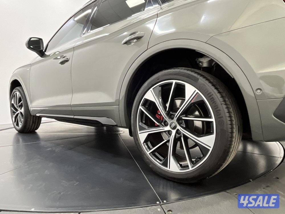 AUDI Q5 Audi AUDI Q5 20249