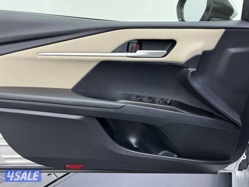 TOYOTA CAMRY 25 YM, CB4-L10