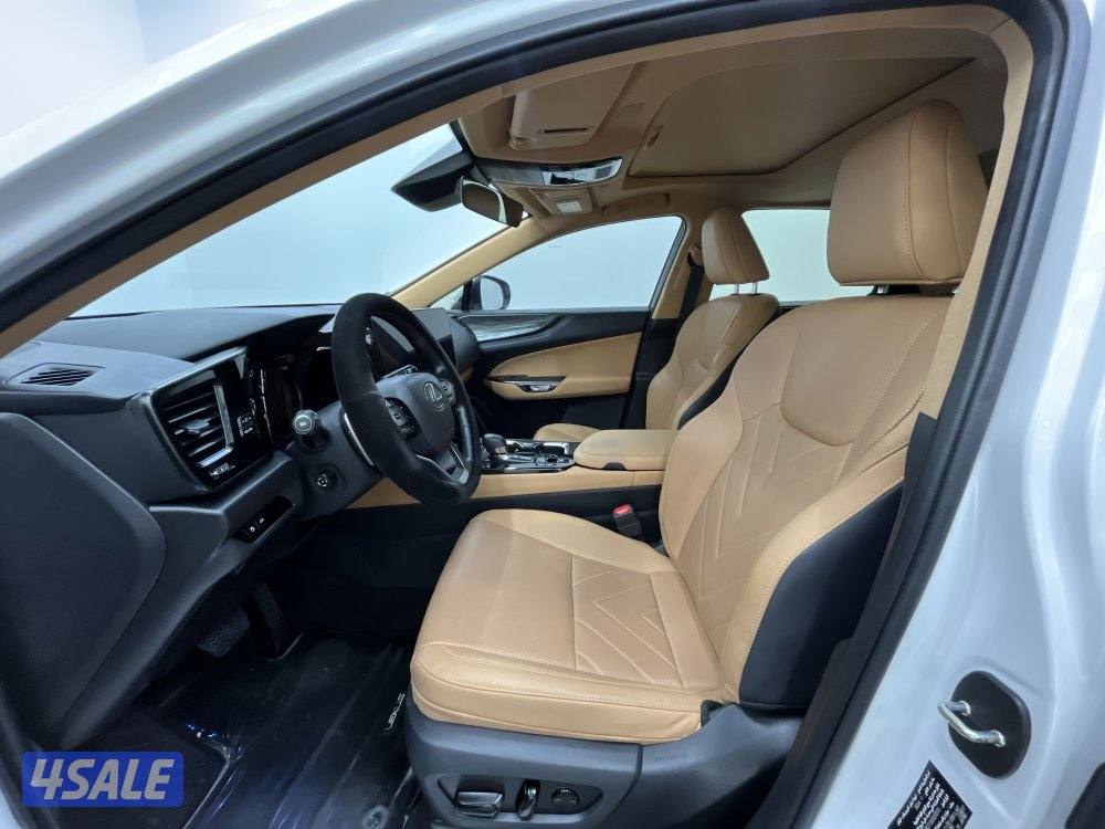 LEXUS NX350 LUXURY4
