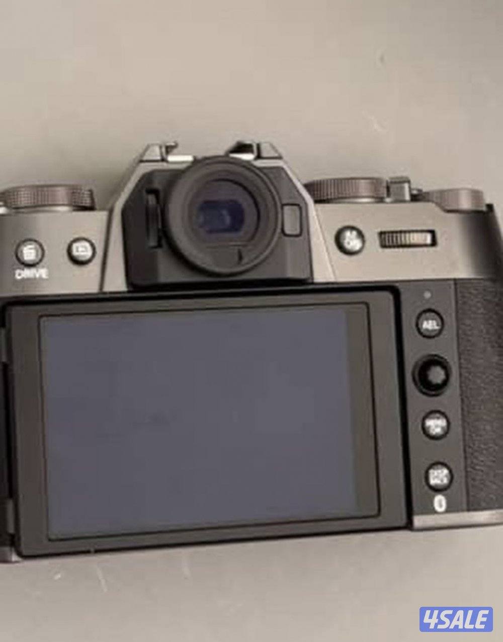 Fuji x-t50 in Kuwait only3