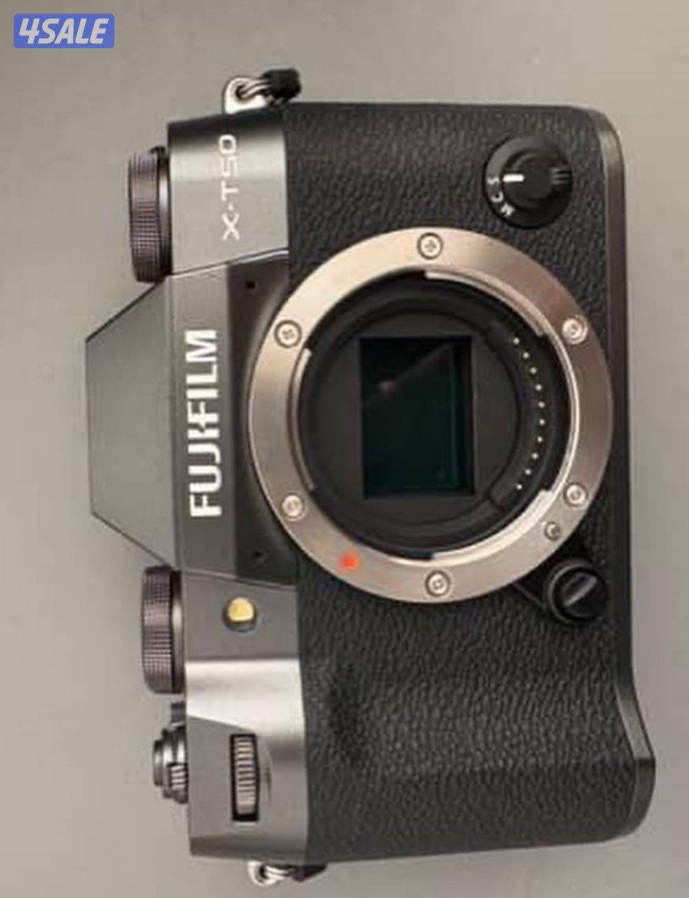 Fuji x-t50 in Kuwait only4