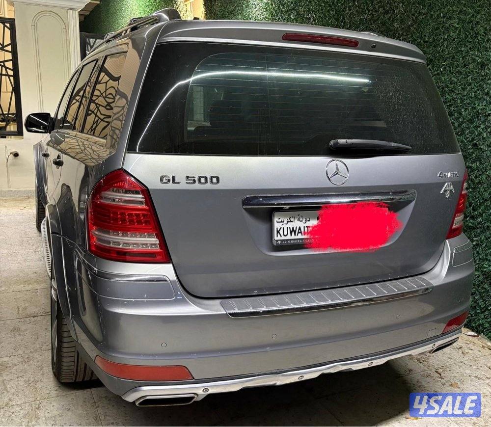 للبيع مرسيدس 500 GL موديل 2010 اللون رصاصي كامل المواصفات شرط الفحص3
